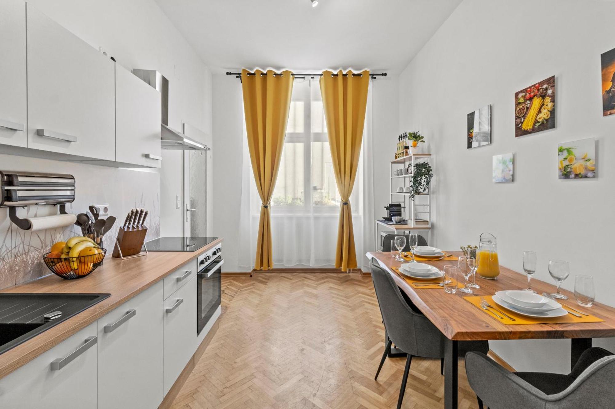 Apartment Zentrale, Stilvolle Und Gemuetliche Wien